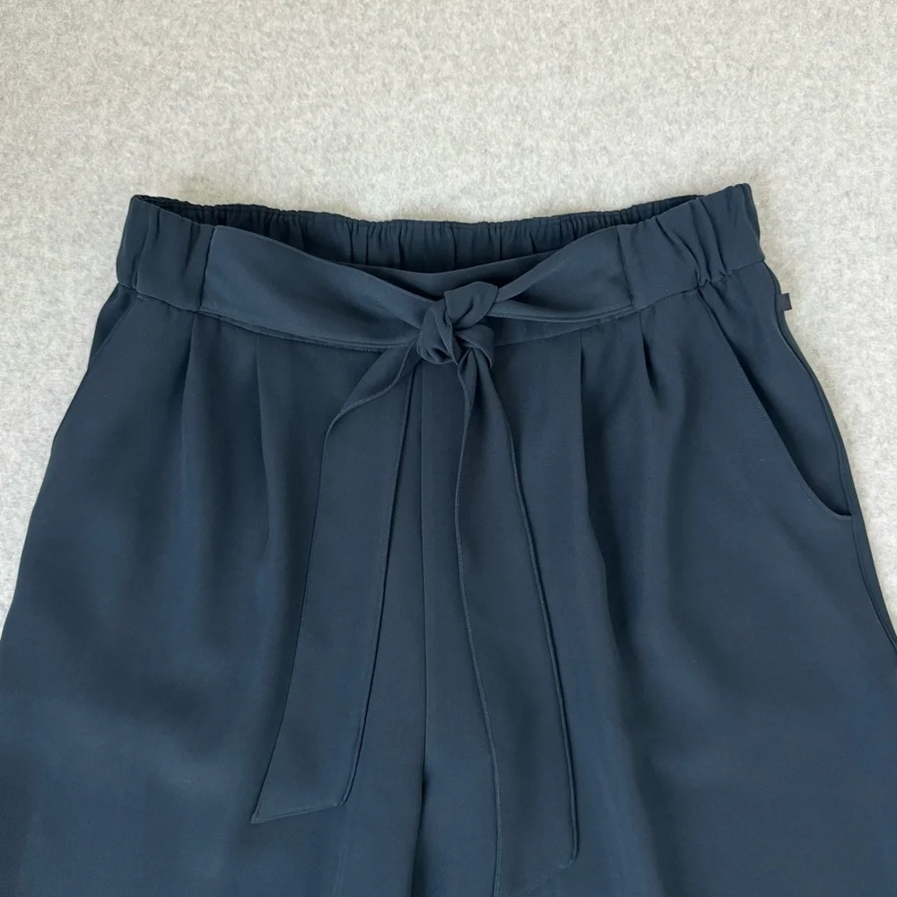 Lululemon Noir Wide Leg Cropped Pants Size 10 Navy Blue Tie Waist Culottes - Picture 2 of 16